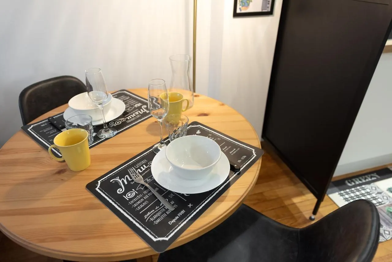 Контакты Cosy Vendome - A 5Min Du Parc De La Tete Dor